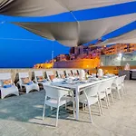 Waterfront With Pool And Jacuzzi Villa