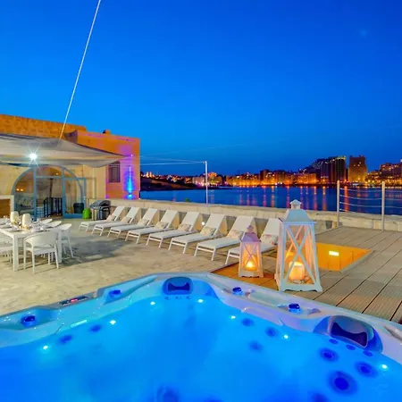 Waterfront With Pool And Jacuzzi * La Valette