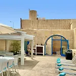 Waterfront With Pool And Jacuzzi Valletta