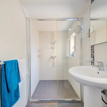 Waterfront With Pool And Jacuzzi * La Valletta