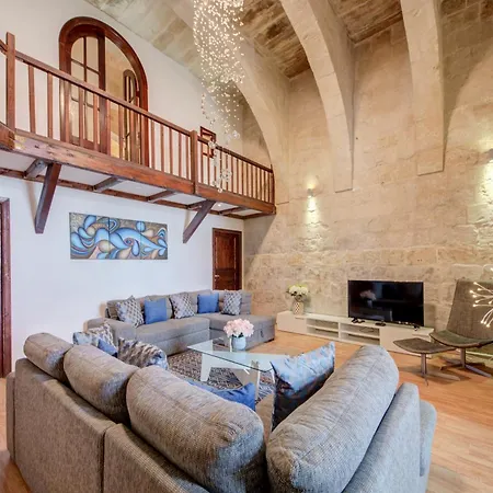 Waterfront With Pool And Jacuzzi Villa *