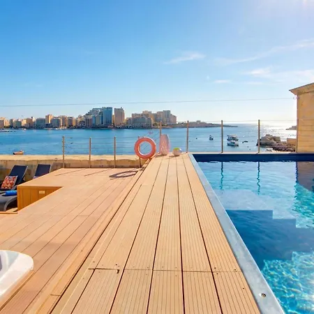 Waterfront With Pool And Jacuzzi Villa