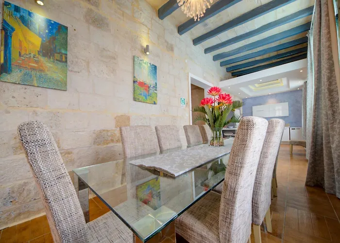 Waterfront With Pool And Jacuzzi Villa *