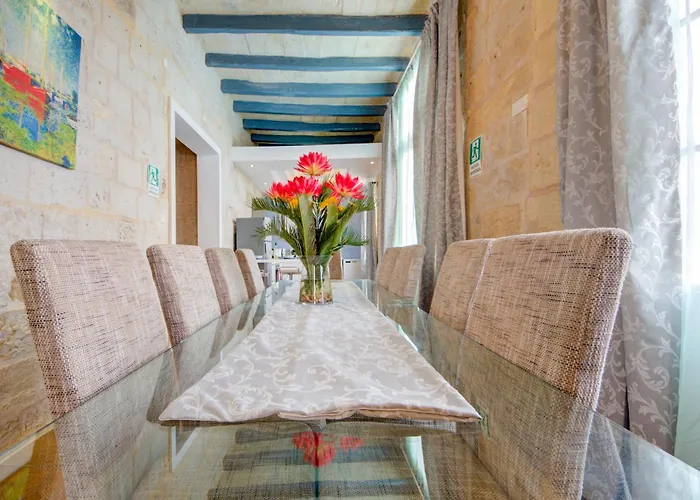 Villa Waterfront With Pool And Jacuzzi Valletta