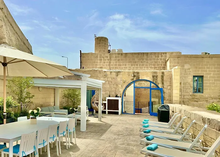 Waterfront With Pool And Jacuzzi Villa La Valette