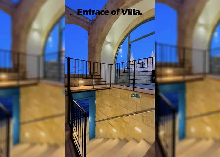 Waterfront With Pool And Jacuzzi *